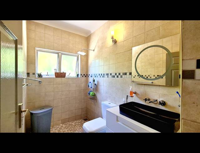 4 BEDROOM FREEHOLD FOR SALE IN SABLE HILLS
